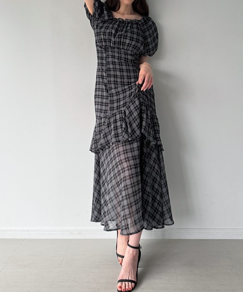 junoah（ジュノア）の「シアーチェックスリットマーメイドワンピース（ワンピース・レディース・ブラック/ブラウン・SMALL/MEDIUM/LARGE）」の10枚目の写真