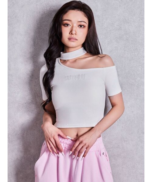 GYDA(ジェイダ)の「VALDY EMPIREワンショルチョーカートップス(Tシャツ/カットソー・レディース・カーキ/ブラック/オフホワイト・FREE)」の5枚目の写真