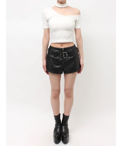 GYDA(ジェイダ)の「VALDY EMPIREワンショルチョーカートップス(Tシャツ/カットソー・レディース・カーキ/ブラック/オフホワイト・FREE)」の16枚目の写真