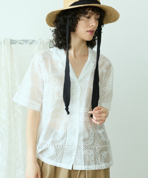 Libra Cue(リブラ キュー)の「パッチワーク刺繍シャツ(シャツ/ブラウス・レディース・ホワイト/ブラック・FREE)」の7枚目の写真