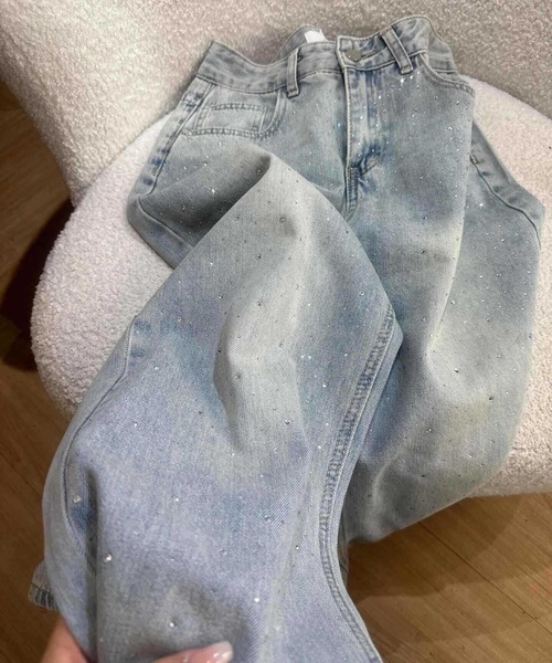 NoBelle(ノベル)の「スロレートハイウエストデニムパンツ ラインストーンビジューパンツ(デニムパンツ・レディース・ブルー・L/S/M)」の6枚目の写真