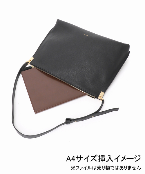 VERMEIL par iena(ヴェルメイユパーイエナ)の「ORSETTO オルセット OPACO W40xH30xD9cm 01-173-02(ショルダーバッグ・レディース・キャメル/ブラック・FREE)」の7枚目の写真