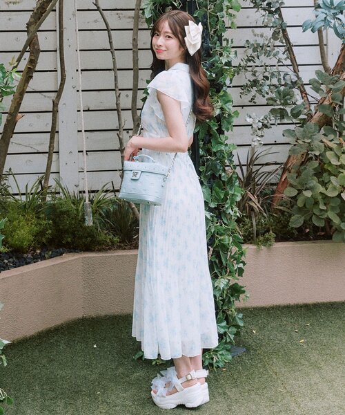OLIVE des OLIVE(オリーブデオリーブ)の「Aimerianejoie総柄ロングワンピース(ワンピース・レディース・ブラック/サックスブルー/ピンク・FREE)」の17枚目の写真
