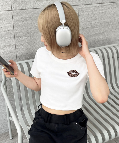 SPIRALGIRL(スパイラルガール)の「【SPIRAL LIP】マイクロミニTシャツ(Tシャツ/カットソー・レディース・ホワイト/ブラック/イエロー・FREE)」の11枚目の写真