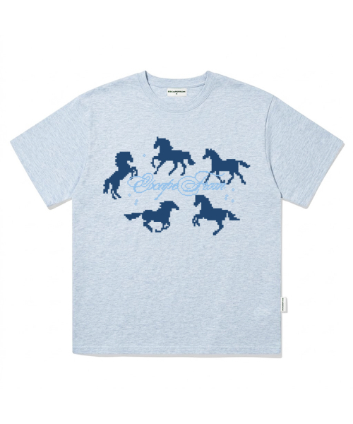 ESCAPEFROM(エスケープフロム)の「アラウンドホースプリントオーバーサイズ半袖Tシャツメランジブルー(Tシャツ/カットソー・レディース・その他・LARGE/SMALL/MEDIUM)」の1枚目の写真
