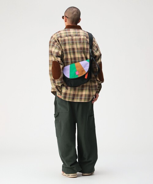 BEAMS（ビームス）の「ワーク チェック シャツ 【ワイドフィット】（シャツ/ブラウス・メンズ・ネイビー/ブラウン・X-LARGE/LARGE/MEDIUM/SMALL）」の4枚目の写真