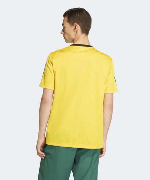 adidas（アディダス）の「ブルーズド バナナ ジャカード ジャージー / ジャージ / アディダスオリジナルス adidas Originals（Tシャツ/カットソー・メンズ・イエロー・X-LARGE/SMALL/X-SMALL/3XL/LARGE/XX-SMALL/MEDIUM/XX-LARGE）」の2枚目の写真