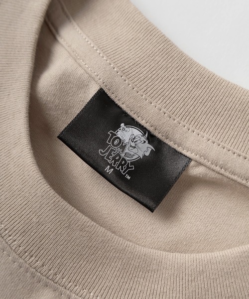 Tom&Jerry(トムアンドジェリー)の「【71】【TOM&JERRY/トムとジェリー】クルーネック ロングスリーブ Tシャツ/袖プリント&刺繍/ヴィンテージ風/ユニセックス/レディース/メンズ(Tシャツ/カットソー・レディース・ベージュ/ブラック/ブラック系/アイボリー・M/L/XL)」の13枚目の写真