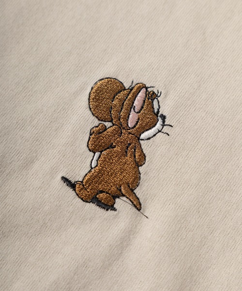 Tom&Jerry(トムアンドジェリー)の「【71】【TOM&JERRY/トムとジェリー】クルーネック ロングスリーブ Tシャツ/袖プリント&刺繍/ヴィンテージ風/ユニセックス/レディース/メンズ(Tシャツ/カットソー・レディース・ベージュ/ブラック/ブラック系/アイボリー・M/L/XL)」の11枚目の写真