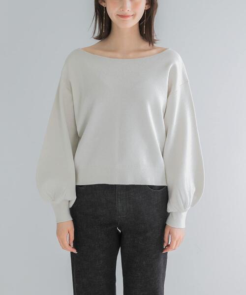 URBAN RESEARCH ROSSO WOMEN(アーバンリサーチ ロッソ)の「『一部WEB限定カラー』2WAYオフショルスウェットニット(ニット/セーター・レディース・ホワイト系その他/ネイビー・FREE)」の11枚目の写真