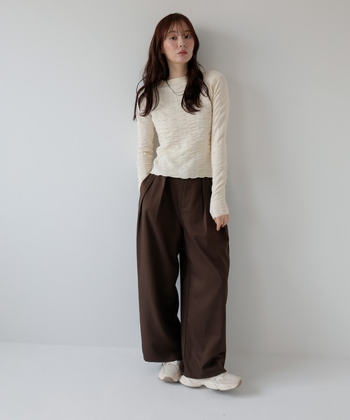 AMUU. PRECIEUSE(アムープレシューズ)の「【4サイズ展開】ツータックワイドスラックスパンツ(スラックス・レディース・グレー/ブラック/ブラウン・S/M/TM/PS)」の11枚目の写真
