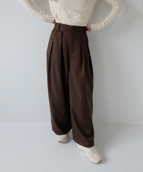 AMUU. PRECIEUSE(アムープレシューズ)の「【4サイズ展開】ツータックワイドスラックスパンツ(スラックス・レディース・グレー/ブラック/ブラウン・S/M/TM/PS)」の12枚目の写真