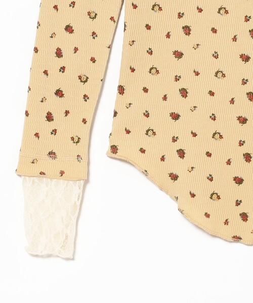BEAMS COUTURE(ビームスクチュール)の「花柄 サーマル トップス(Tシャツ/カットソー・レディース・クリーム/カーキ・ONE SIZE)」の9枚目の写真