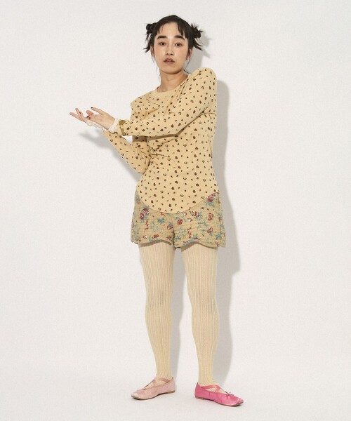 BEAMS COUTURE(ビームスクチュール)の「花柄 サーマル トップス(Tシャツ/カットソー・レディース・クリーム/カーキ・ONE SIZE)」の11枚目の写真