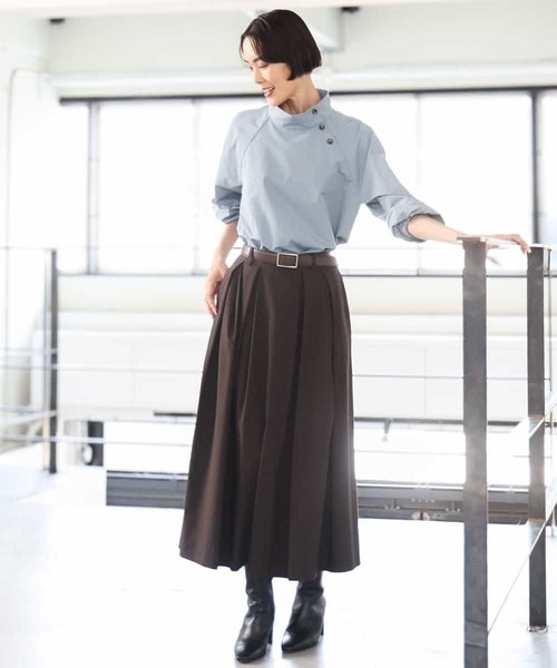 MICHEL KLEIN（ミッシェル・クラン）の「スタンドカラーブラウス（シャツ/ブラウス・レディース・ダークインディゴブルー/ブラウン・38）」の19枚目の写真