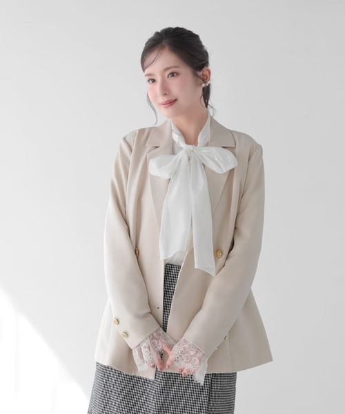 Mirenue(ミレニュー)の「袖口レーステーラードジャケット(テーラードジャケット・レディース・ネイビー/ピンク/アイボリー・FREE)」の1枚目の写真