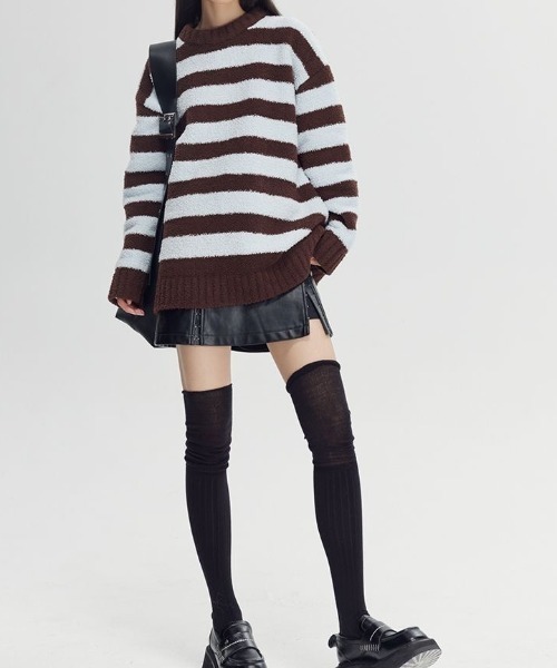 SHERU(シェル)の「ワイドボーダー ビックシルエット モールニット もちもこ(ニット/セーター・レディース・ブラウン/ブラック・M)」の9枚目の写真