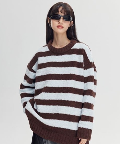 SHERU(シェル)の「ワイドボーダー ビックシルエット モールニット もちもこ(ニット/セーター・レディース・ブラウン/ブラック・M)」の3枚目の写真