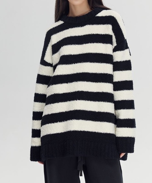 SHERU(シェル)の「ワイドボーダー ビックシルエット モールニット もちもこ(ニット/セーター・レディース・ブラウン/ブラック・M)」の7枚目の写真