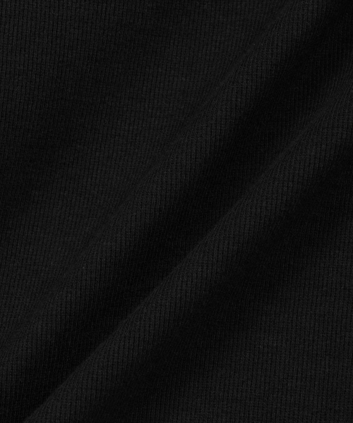 TNGT（ティーエヌジーティー）の「Ribbed Slim Fit Polo T-Shirt (Black) TNTS6F105BK（ポロシャツ・メンズ・その他・100/110/95/105）」の4枚目の写真