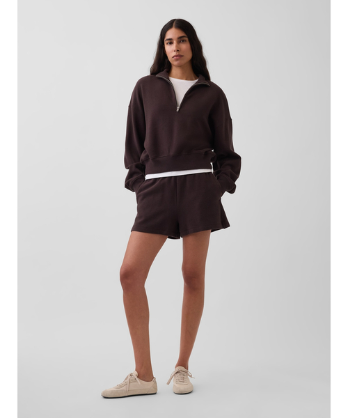 GAP(ギャップ)の「リラックスフィット イージーウエスト ショートパンツ(スウェットパンツ・レディース・ブルー/オリーブ/ダークブラウン/アイボリー・S/XXS/XS/L/M)」の14枚目の写真