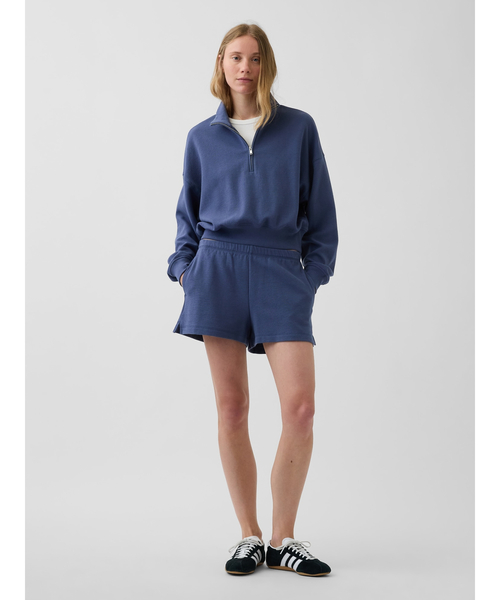GAP(ギャップ)の「リラックスフィット イージーウエスト ショートパンツ(スウェットパンツ・レディース・ブルー/オリーブ/ダークブラウン/アイボリー・S/XXS/XS/L/M)」の11枚目の写真