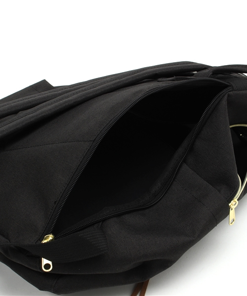 anello（アネロ）の「【anello】モクポリスクエアリュック（バックパック/リュック・レディース・ブラック/グリーン/ネイビー/グレー/エメラルドブルー・ONE SIZE）」の17枚目の写真