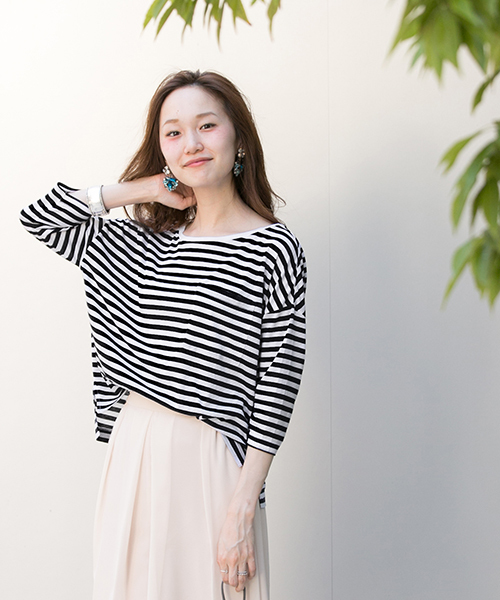 URBAN RESEARCH（アーバンリサーチ）の「UR テンセルポケットTシャツ（Tシャツ/カットソー・レディース・ベージュ系その他/ホワイト×ネイビー/ミント/オフホワイト・FREE）」の3枚目の写真