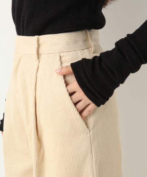 A part by（アパートバイ）の「コーデュロイワイドパンツ 741041 （その他パンツ・レディース・オフホワイト/ブラック・MEDIUM/LARGE）」の3枚目の写真