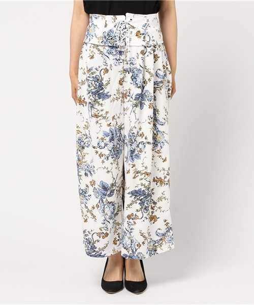 VENCEEXCHANGE（ヴァンスエクスチェンジ）の「花柄コルセット付きワイドパンツ（その他パンツ・レディース・ブラック/オフホワイト/マスタード・MEDIUM）」の4枚目の写真