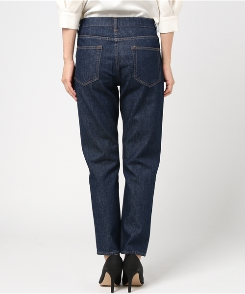 Samansa Mos2 blue（サマンサモスモスブルー）の「デニムテーパードパンツ（デニムパンツ・レディース・ネイビー/ブルー・LARGE/MEDIUM/SMALL）」の4枚目の写真