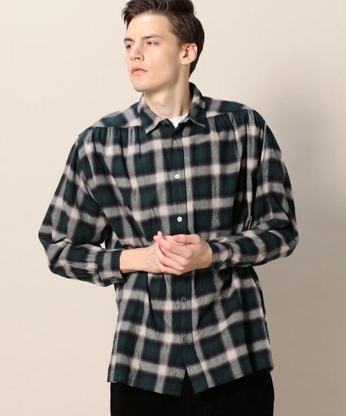 dahl'ia（ダリア）の「【別注】 ＜dahl'ia（ダリア）＞ GATHERS SHIRT BYSP/シャツ ◆（シャツ/ブラウス・メンズ・マスタード/ダークグリーン・MEDIUM/LARGE）」の2枚目の写真