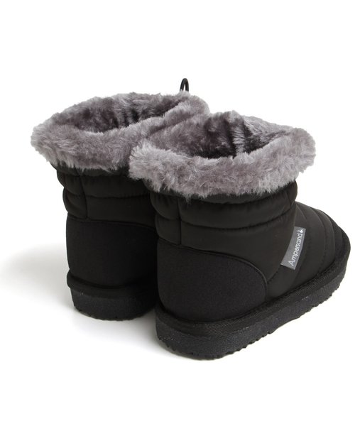 Ampersand（アンパサンド）の「トドラー中綿ボアショートブーツ（ブーツ・キッズ・ブラック/レッド/ブルー・16/17/18/19/20/21）」の8枚目の写真