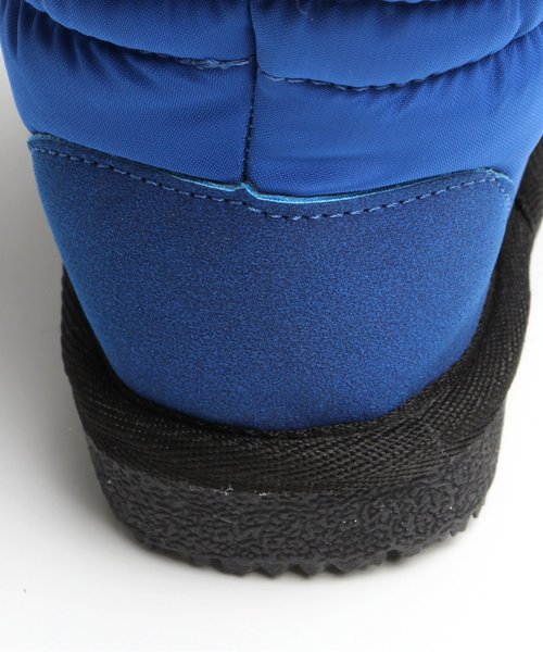 Ampersand（アンパサンド）の「トドラー中綿ボアショートブーツ（ブーツ・キッズ・ブラック/レッド/ブルー・16/17/18/19/20/21）」の9枚目の写真