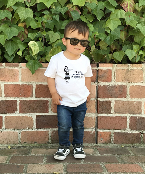 Vicente(ヴィセンテ)の「【Vicente×MERCH】Hula kidsコラボTシャツ(Tシャツ/カットソー)」|ホワイト