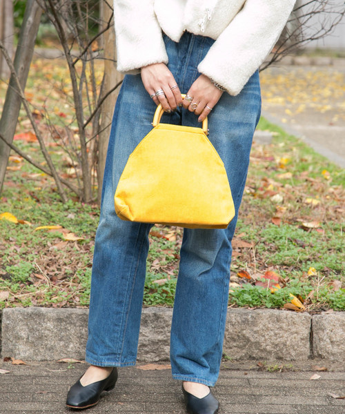 UR SELECT(ユーアールセレクト)の「アクリルハンドルバッグ(ハンドバッグ・レディース・イエロー/ブルー系その他/ライトピンク・-)」の3枚目の写真