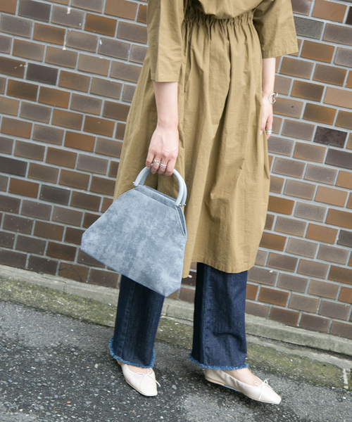 UR SELECT(ユーアールセレクト)の「アクリルハンドルバッグ(ハンドバッグ・レディース・イエロー/ブルー系その他/ライトピンク・-)」の4枚目の写真