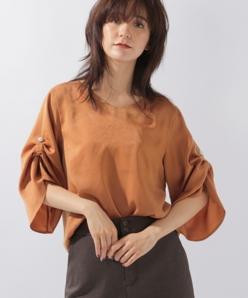 laboratory work(ラボラトリーワーク)の「パールピンアレンジ袖ブラウス(シャツ/ブラウス・レディース・ホワイト/ブラック/キャメル・MEDIUM)」の3枚目の写真