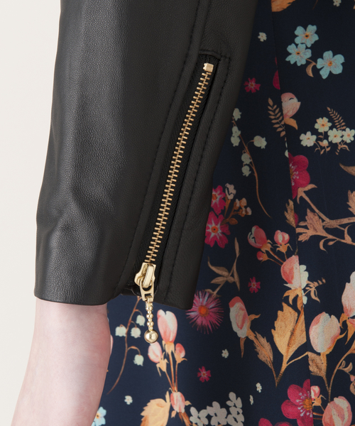 BLUE LABEL CRESTBRIDGE（ブルーレーベルクレストブリッジ）の