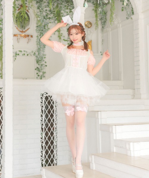 Tika(ティカ)の「コスプレ かわいい バニーガール メイド うさぎ ウエイトレス オフショルダー フレアワンピース 3点セット コンカフェ(コスチューム/パーティーグッズ・レディース・ブラック/レッド/ホワイト×ピンク・S/M/L/XL)」の16枚目の写真