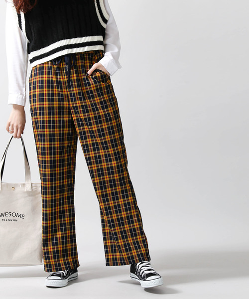 WEGO（ウィゴー）の「WEGO/チェックフレアパンツ（その他パンツ・レディース・ベージュ系その他2/イエロー系その他3・FREE）」の7枚目の写真