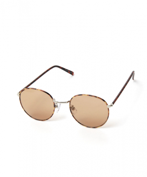 GLOBAL WORK(グローバルワーク)の「UVケア EYE WEAR S/821262(サングラス・レディース・ホワイト/ブラック/ダークブラウン/ブラウン系その他・FREE)」の4枚目の写真