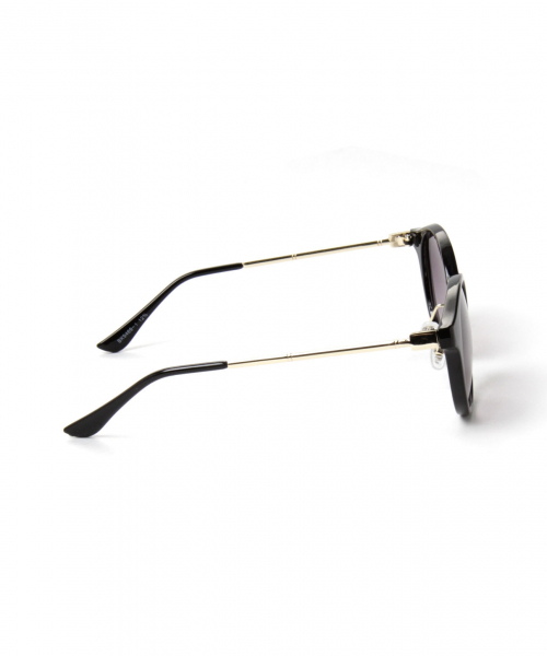 GLOBAL WORK(グローバルワーク)の「UVケア EYE WEAR S/821262(サングラス・レディース・ホワイト/ブラック/ダークブラウン/ブラウン系その他・FREE)」の13枚目の写真