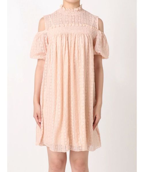 dazzlin（ダズリン）の「レースオープンショルダーワンピース（ワンピース・レディース・ベージュ/オフホワイト/ブラック・FREE）」の11枚目の写真