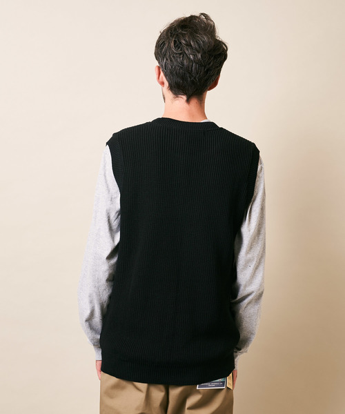 ADPOSION（アドポーション）の「【日本製】片畦編み ニットベスト（ベスト・メンズ・ブラック/ネイビー/ブラウン・MEDIUM/LARGE）」の21枚目の写真