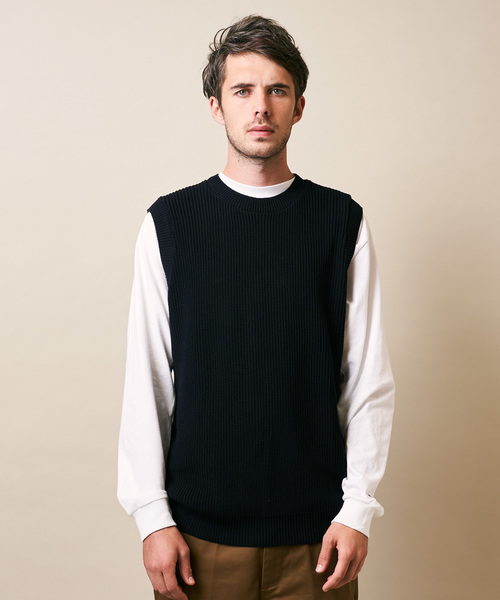 ADPOSION（アドポーション）の「【日本製】片畦編み ニットベスト（ベスト・メンズ・ブラック/ネイビー/ブラウン・MEDIUM/LARGE）」の10枚目の写真