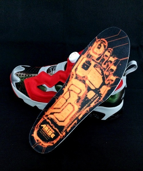Reebok（リーボック）の「Reebok CLASSIC×MegaHouse  INSTAPUMP FURY 「攻殻機動隊ARISE」 Ver.Logicoma（スニーカー・レディース・レッド・27cm/24cm/25cm/28cm/23cm/26cm/29cm）」の4枚目の写真