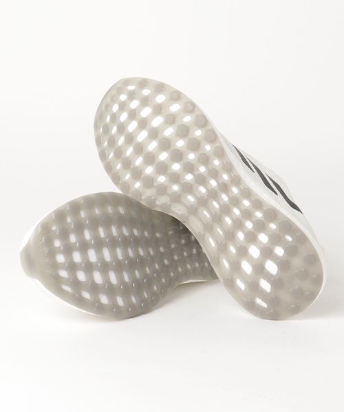 adidas(アディダス)の「アディダス adidas SENSEBOOST GO M(スニーカー・メンズ・ホワイト×グレー・25.5cm/26.5cm/27.5cm/25.0cm/26.0cm/27.0cm/28.0cm)」の2枚目の写真