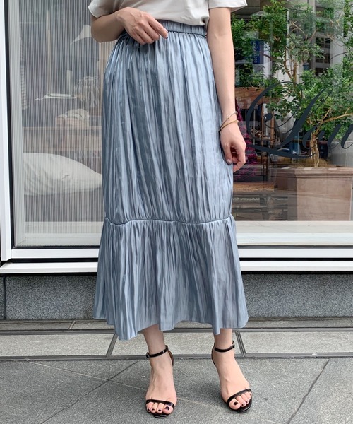 LOUNGEDRESS(ラウンジドレス)の「ラスターティアードスカート(スカート・レディース・ピンクベージュ/グレー・FREE)」の2枚目の写真