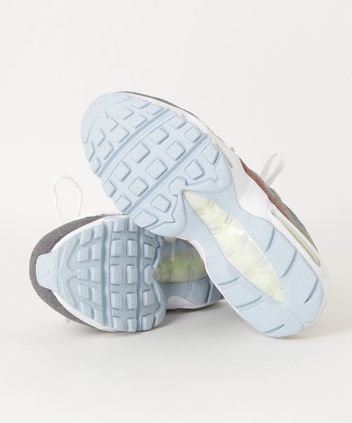 NIKE（ナイキ）の「【WEB限定】NIKE エア マックス 95/ナイキ（スニーカー・レディース・その他1・25cm/24.5cm/24cm）」の2枚目の写真